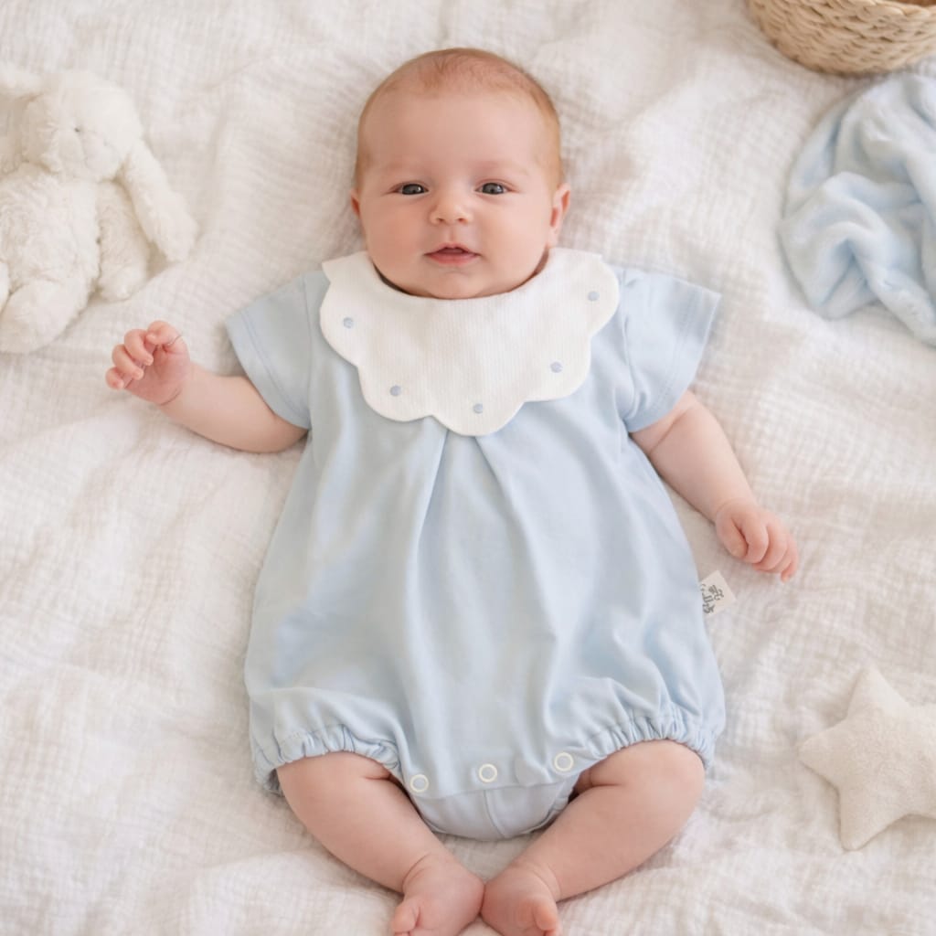 Pagliaccetto e tutina pappa e latte in cotone