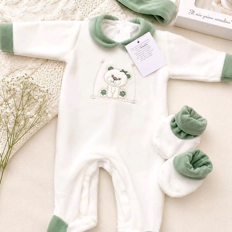 Tutine in ciniglia 54/58 cm con accessori